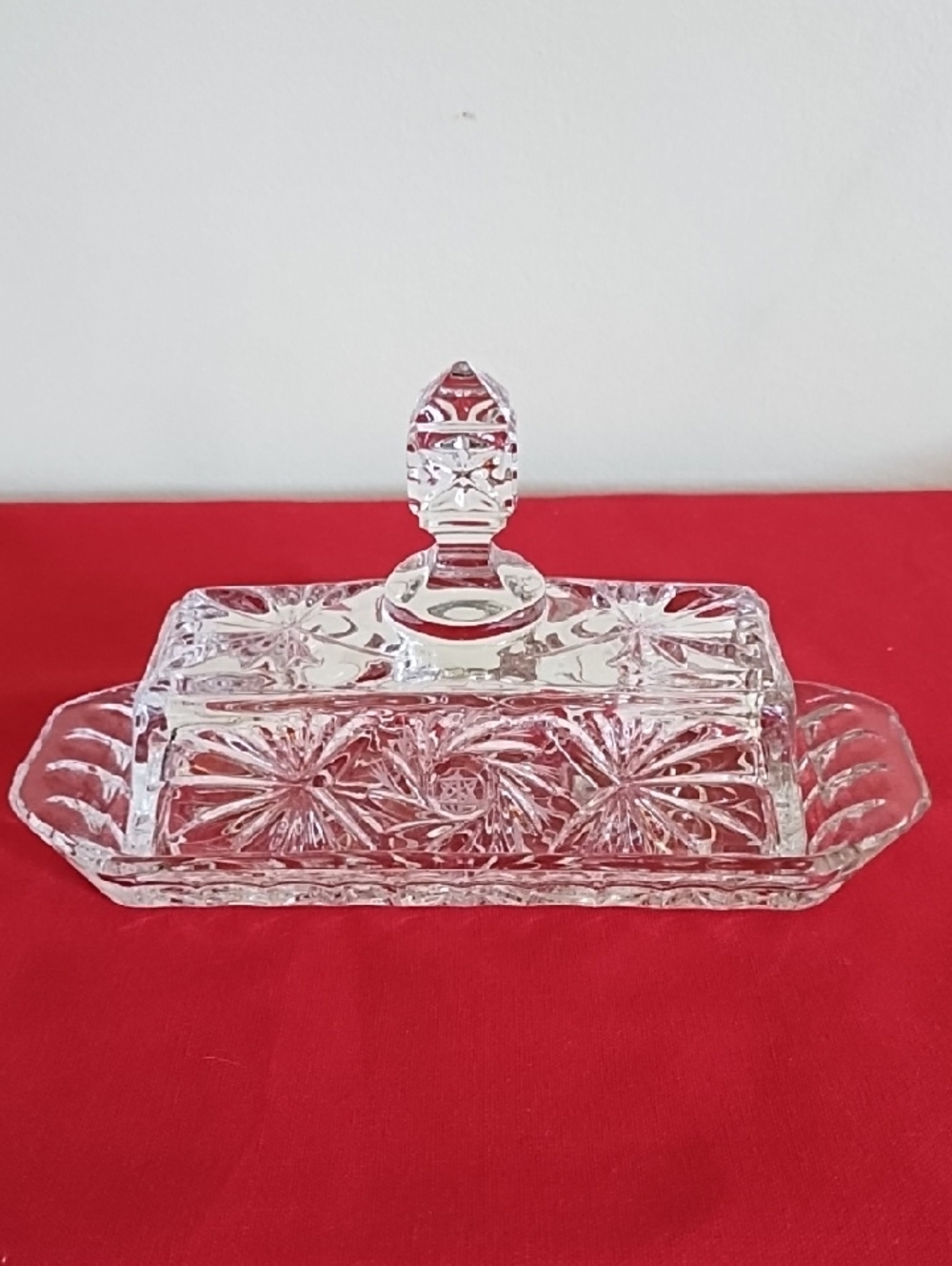 ANCHOR HOCKING,PRESCUT PATTERN, CRYSTAL BUTTER DISH, PINWHEEL OR STAR OF DAVID
